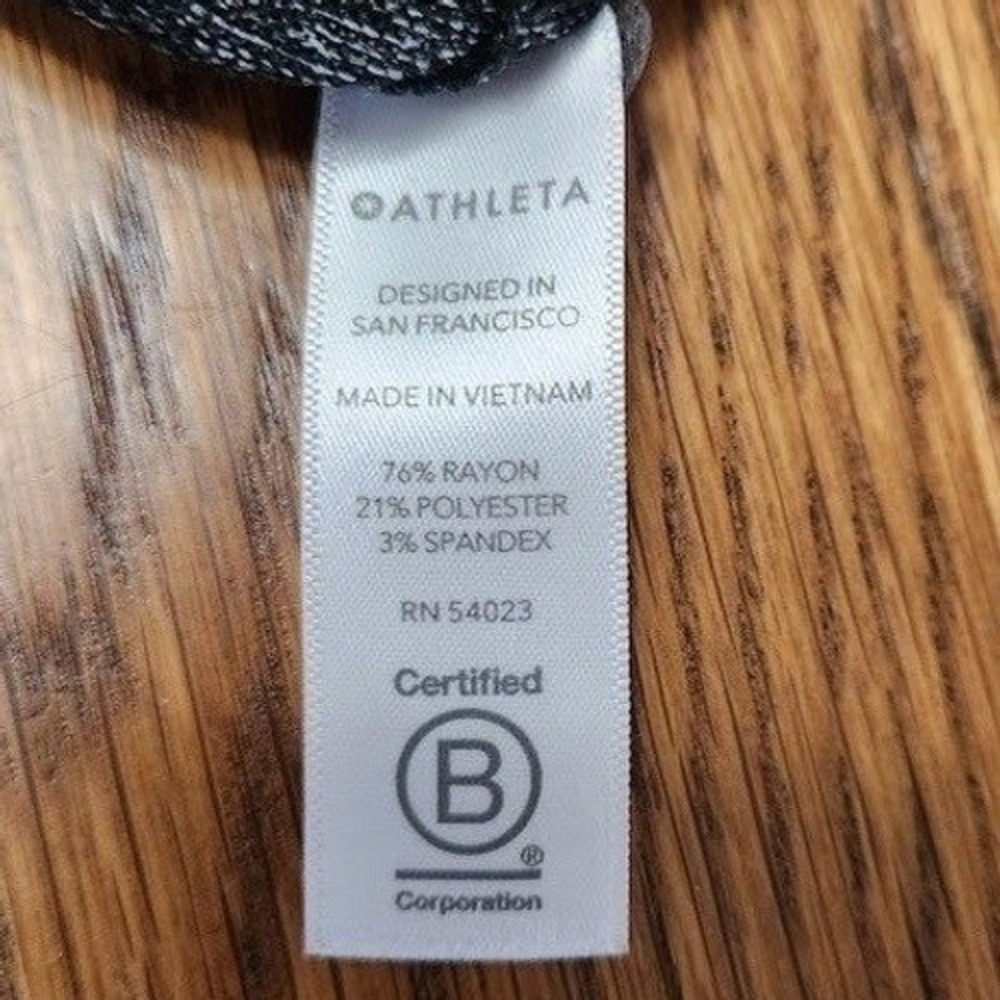 Athleta Mindful Grey Long Sleeve Crew Neck Pullover Athleisure Top XS  E02 - Picture 4 of 5